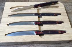COFFRET DE 4 COUTEAUX DE TABLE ROLAND LANNIER MICARTA DE TARTAN " TABLEWARE'S NOT DEAD"