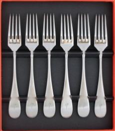 SET DE 6 FOURCHETTES DE TABLE PERCEVAL